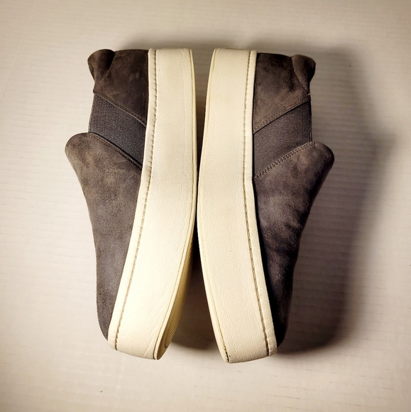 Vince Warren Platform Slip-On Sneakers - Picture 6 of 8